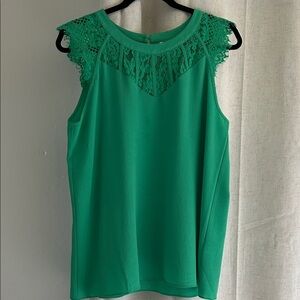Elegant Green Lace Sleeveless Top